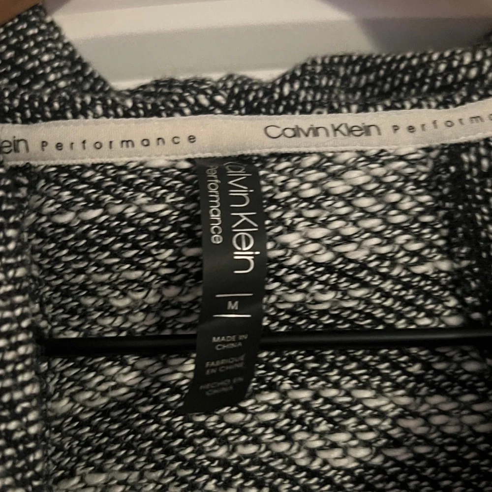 Calvin Klein Sweater Size medium